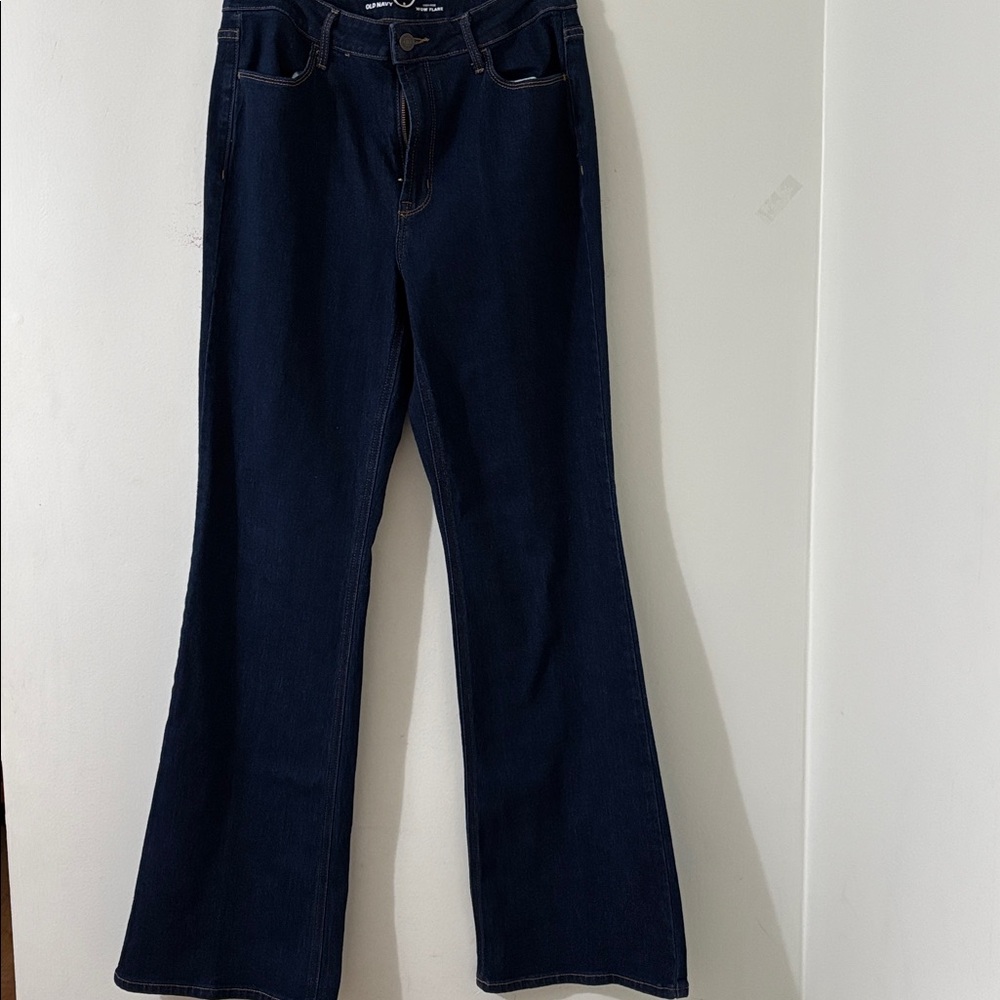Old Navy High Rise WOW FLARE Dark Wash Jeans 
Size 8 Tall